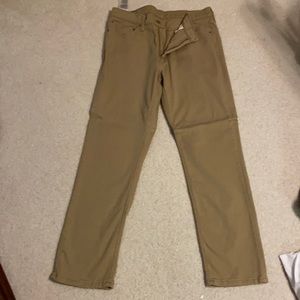 Levi Khaki pants W36 L34